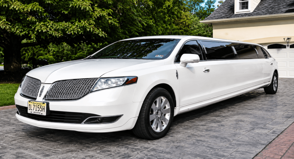 Lincoln MKT White Limousine