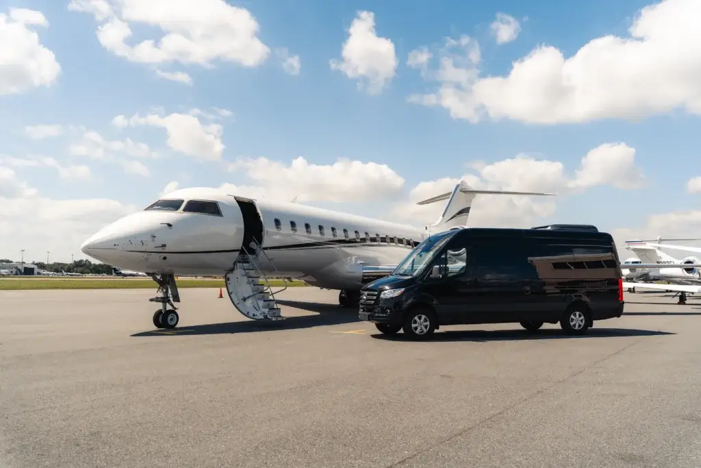 2025 Mercedes Sprinter Van 14 Passenger