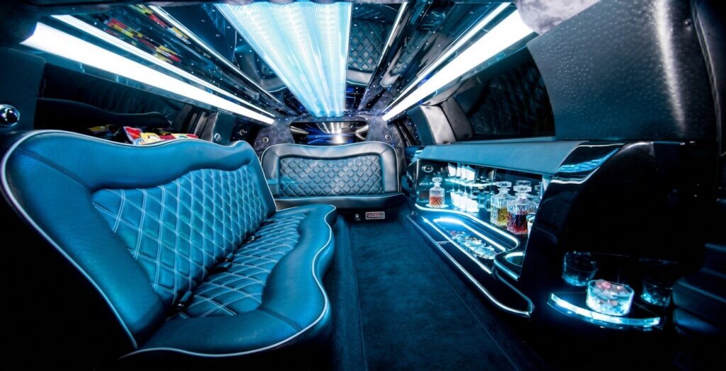 Lincoln MKT Black Limousine
